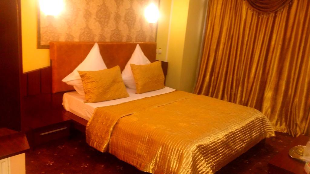 Byblov Rooms Boutique Bucureşti Ngoại thất bức ảnh