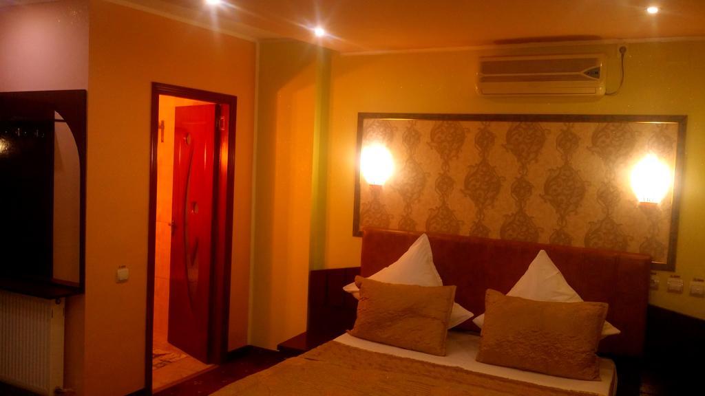 Byblov Rooms Boutique Bucureşti Ngoại thất bức ảnh