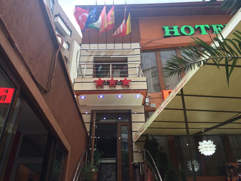Byblov Rooms Boutique Bucureşti Ngoại thất bức ảnh